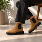 Chelsea Eva Camel