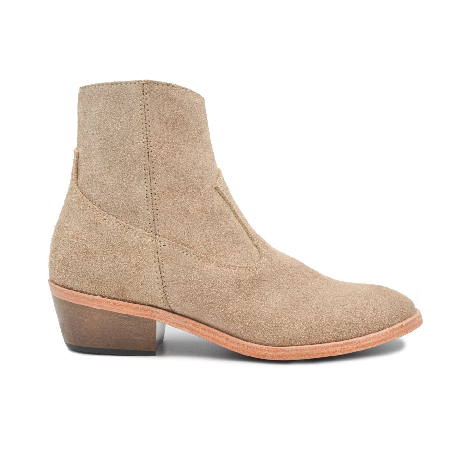 Botines de hombre de tacón cubano realizados en piel con cierre lateral de cremallera. Botines fabricados en México marca estilo dh