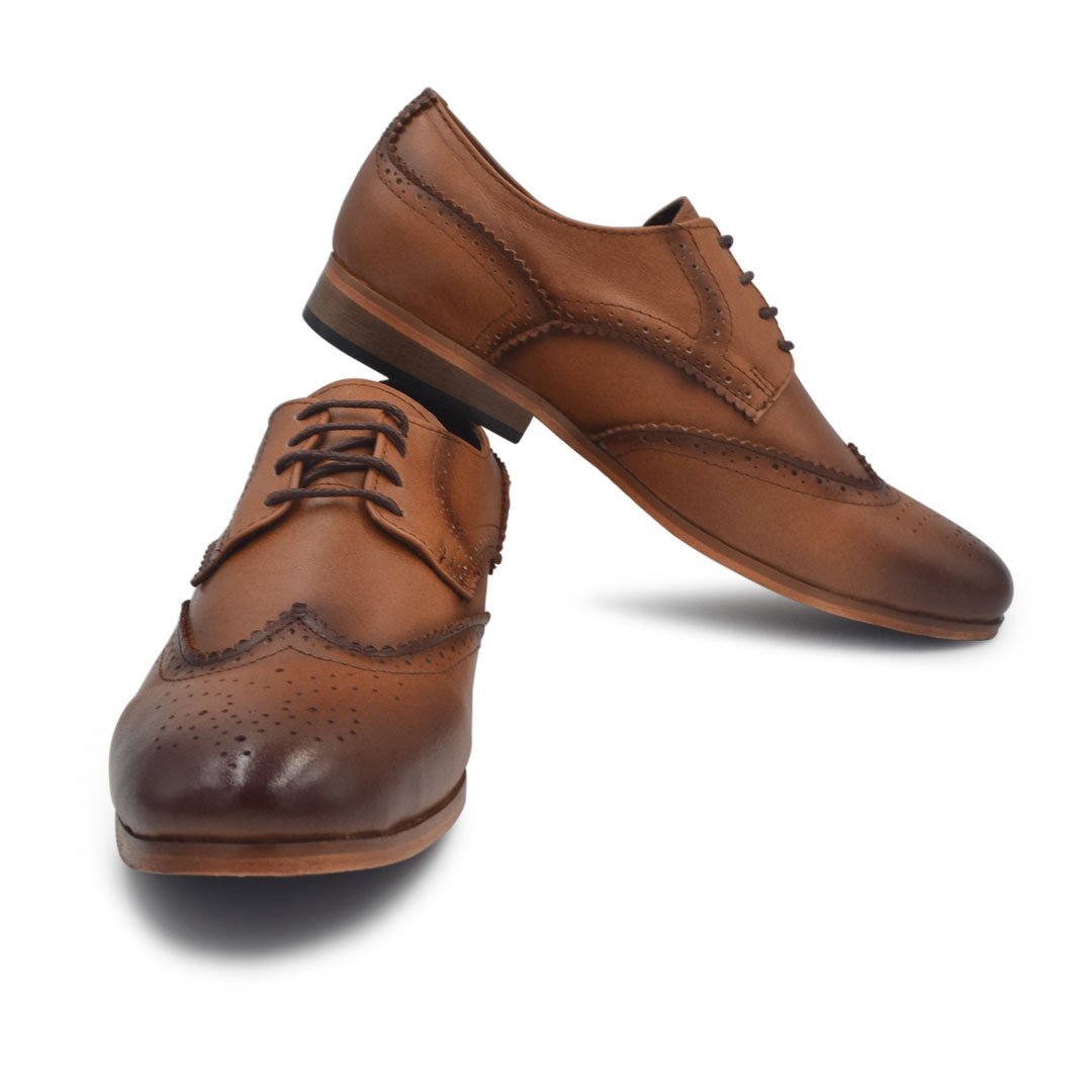 Zapato Bostoniano color Miel Estilo DH